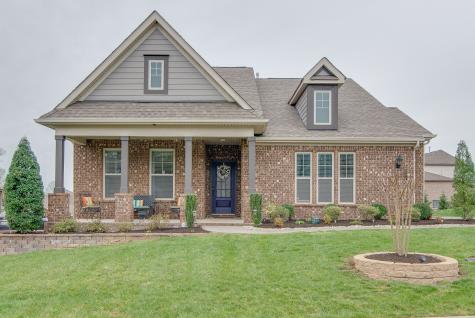 252 Blackthorn Lane Gallatin TN 37066