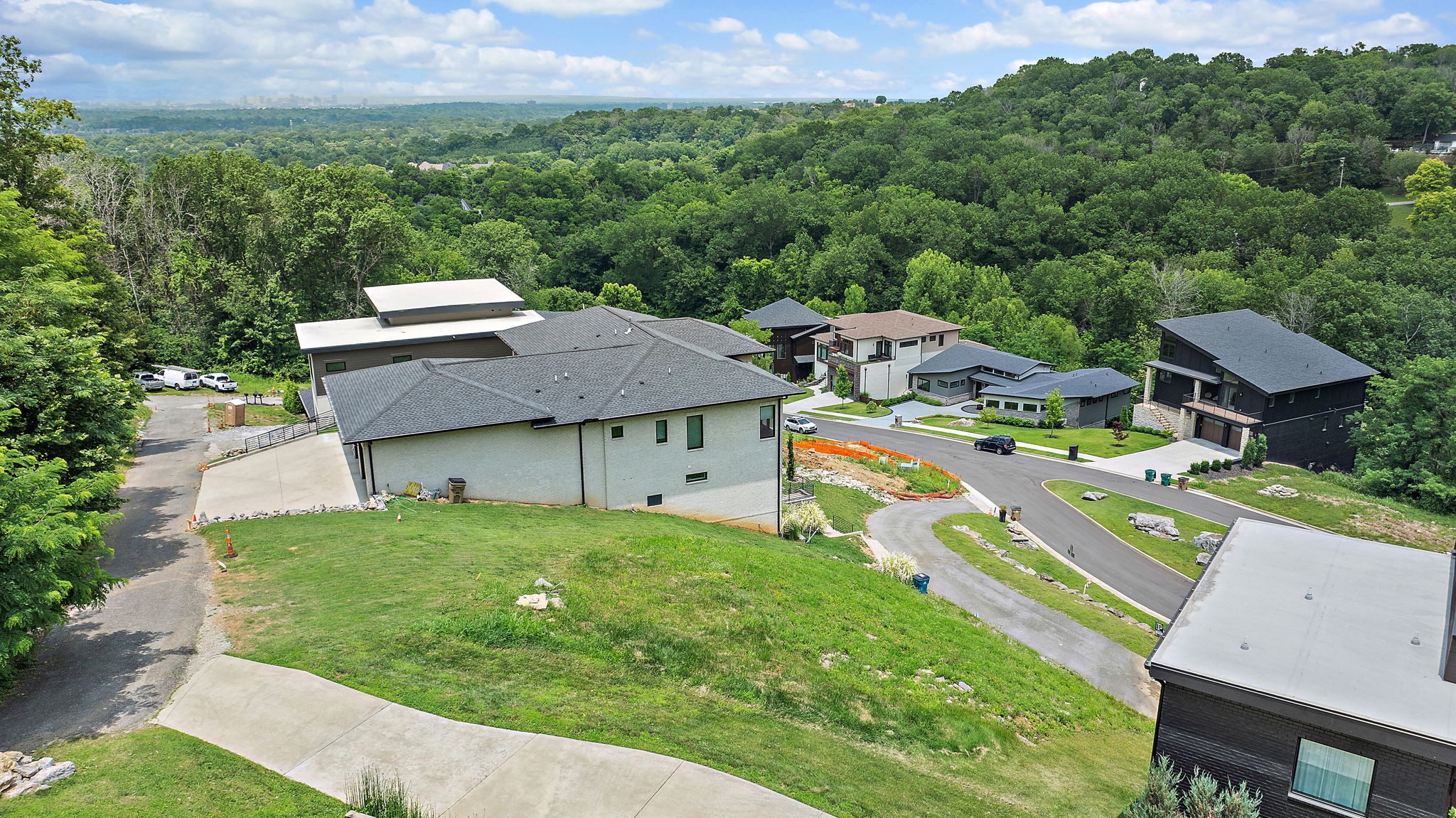 5809 Woodland Hills Drive Nashville TN 37211