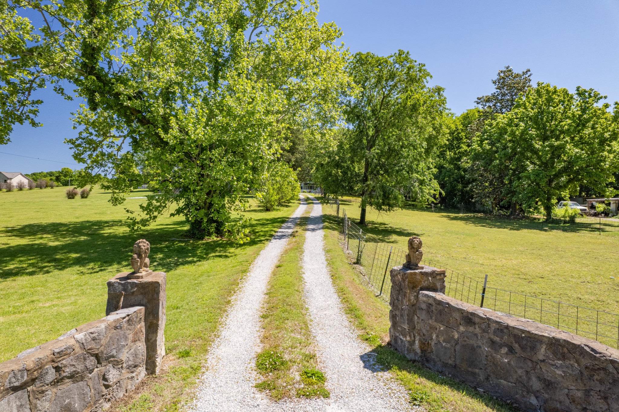 1558 Santa Fe Pike Columbia TN 38401