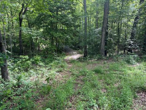 5201 Highway 150 Sequatchie TN 37374