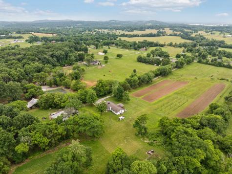 471 Spring Creek Lane Lebanon TN 37090