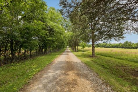 471 Spring Creek Lane Lebanon TN 37090