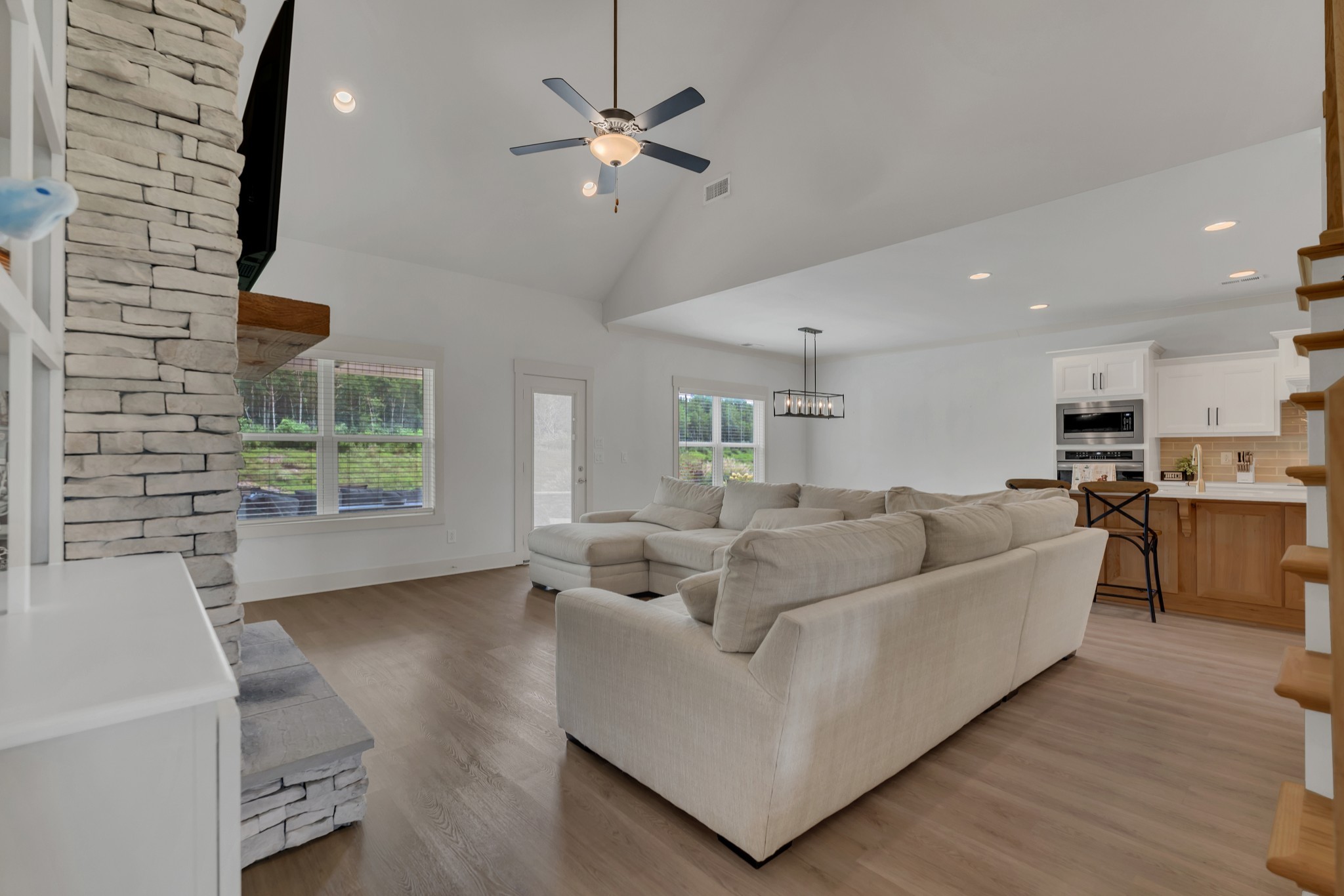 2802 Ella Louise Lane Murfreesboro TN 37130