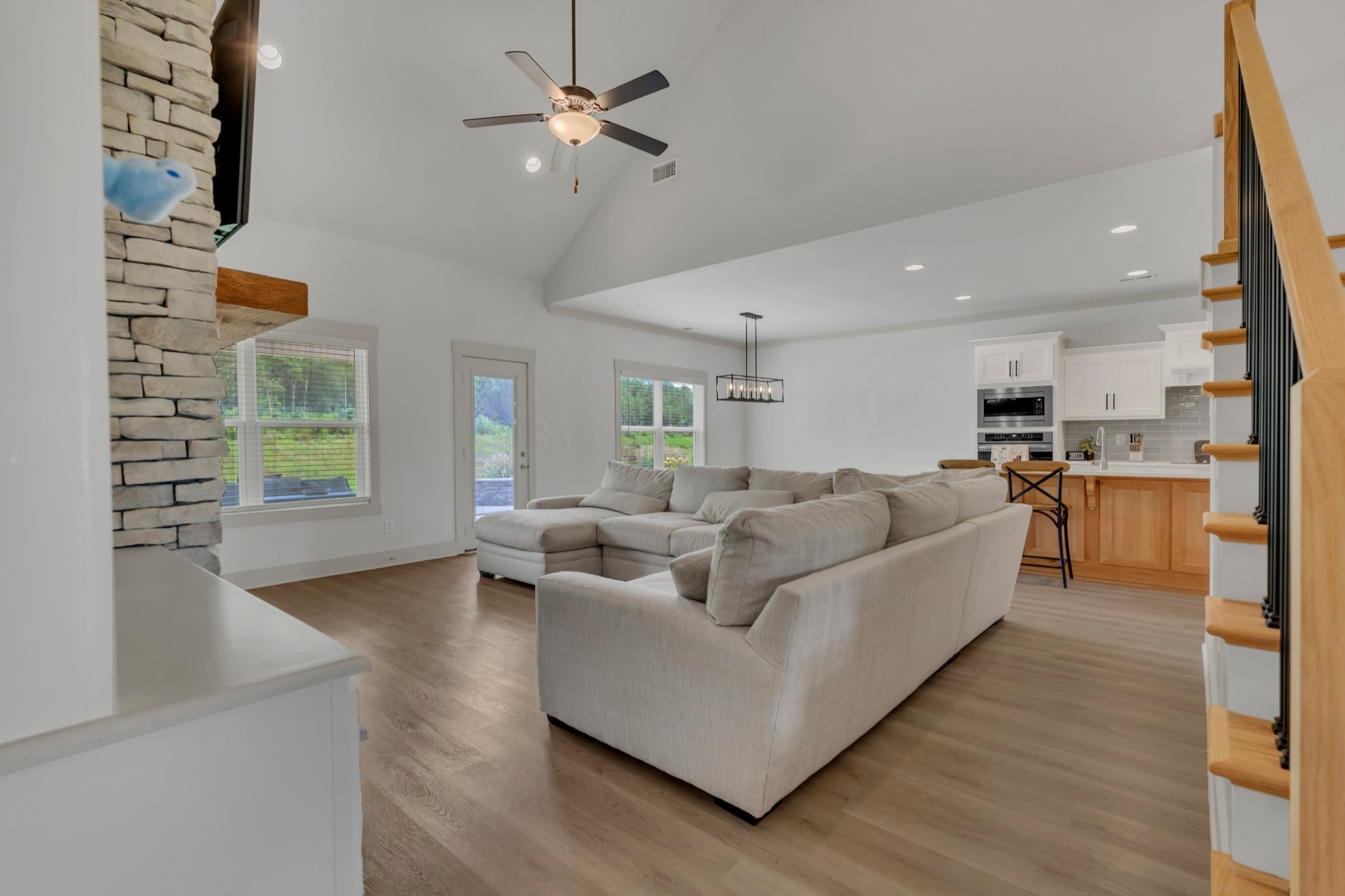 2802 Ella Louise Lane Murfreesboro TN 37130