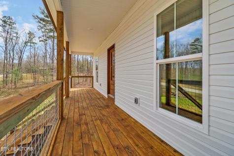 817 Dulog Trail Jamestown TN 38556