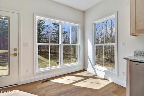 817 Dulog Trail Jamestown TN 38556