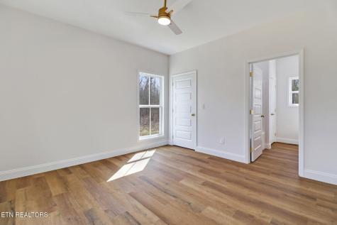 817 Dulog Trail Jamestown TN 38556