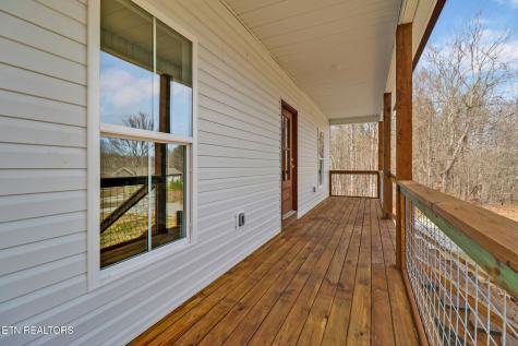 817 Dulog Trail Jamestown TN 38556