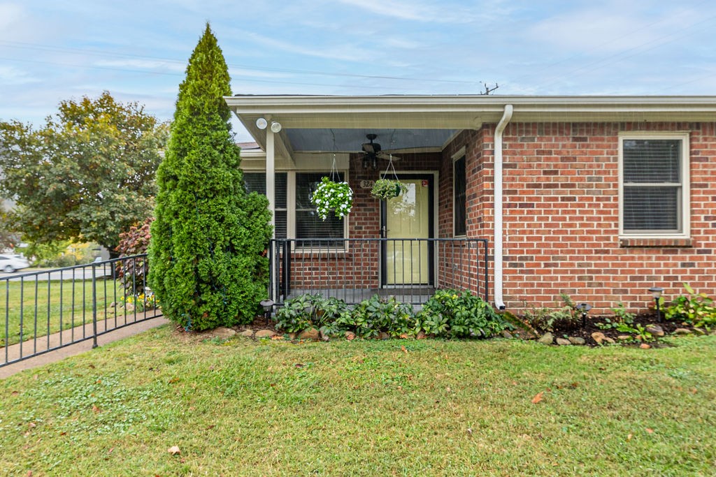 324 Deer Lake Drive Nashville TN 37221