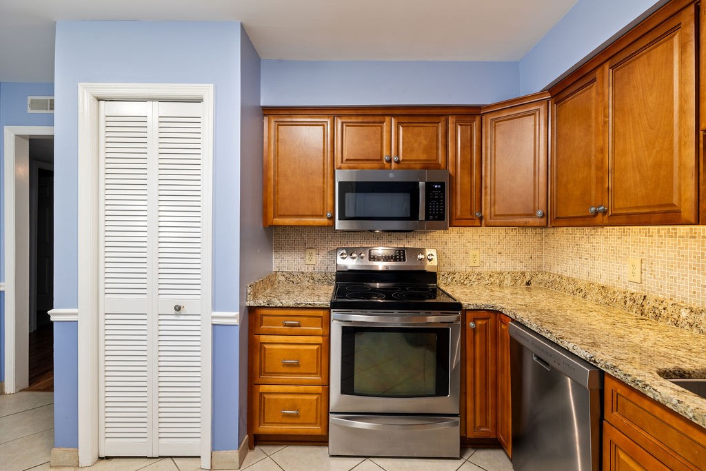 324 Deer Lake Drive Nashville TN 37221