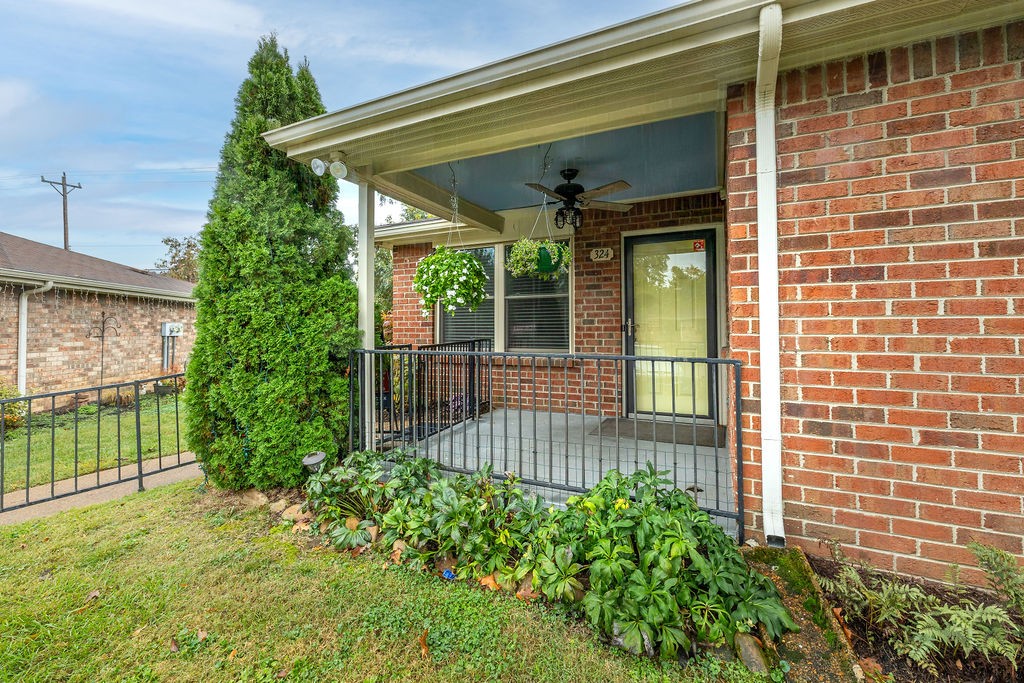 324 Deer Lake Drive Nashville TN 37221