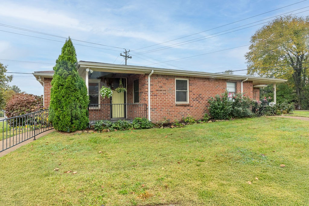 324 Deer Lake Drive Nashville TN 37221