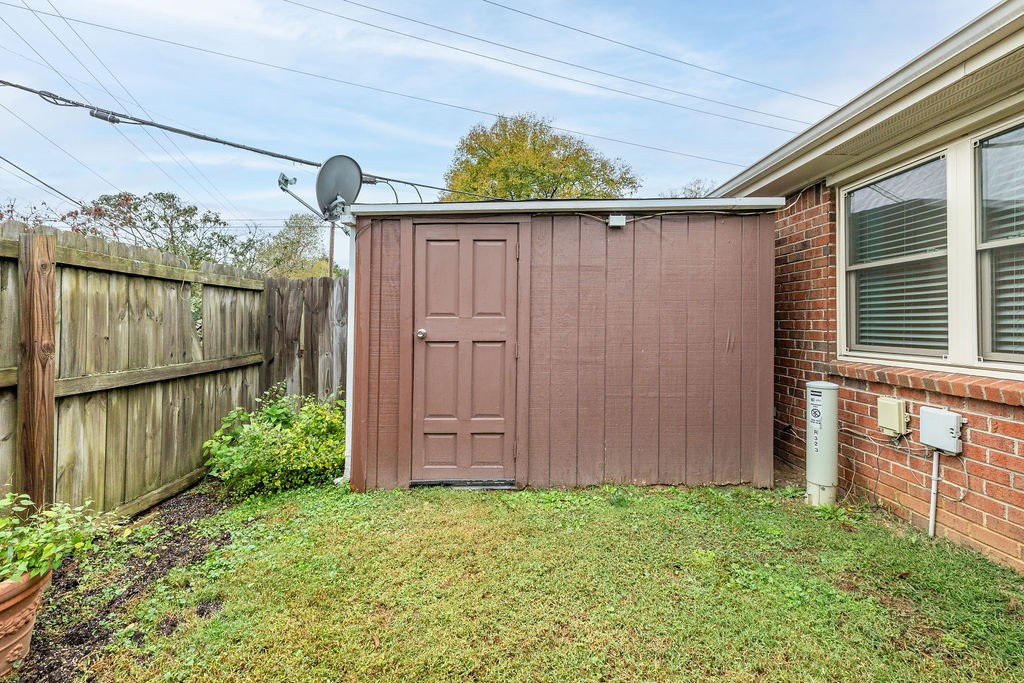 324 Deer Lake Drive Nashville TN 37221