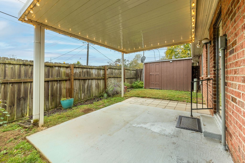 324 Deer Lake Drive Nashville TN 37221