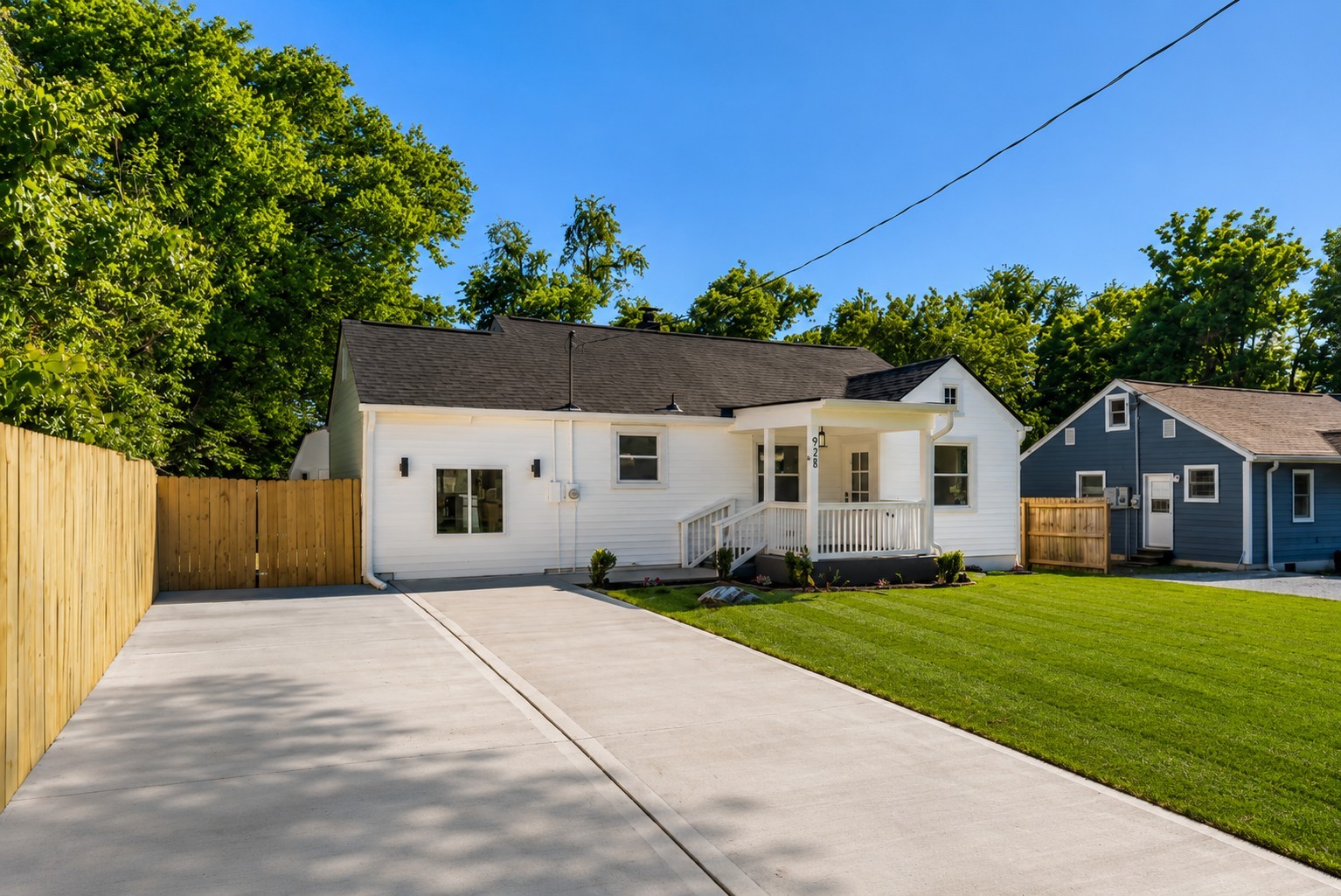 928 Chickasaw Avenue Nashville TN 37207