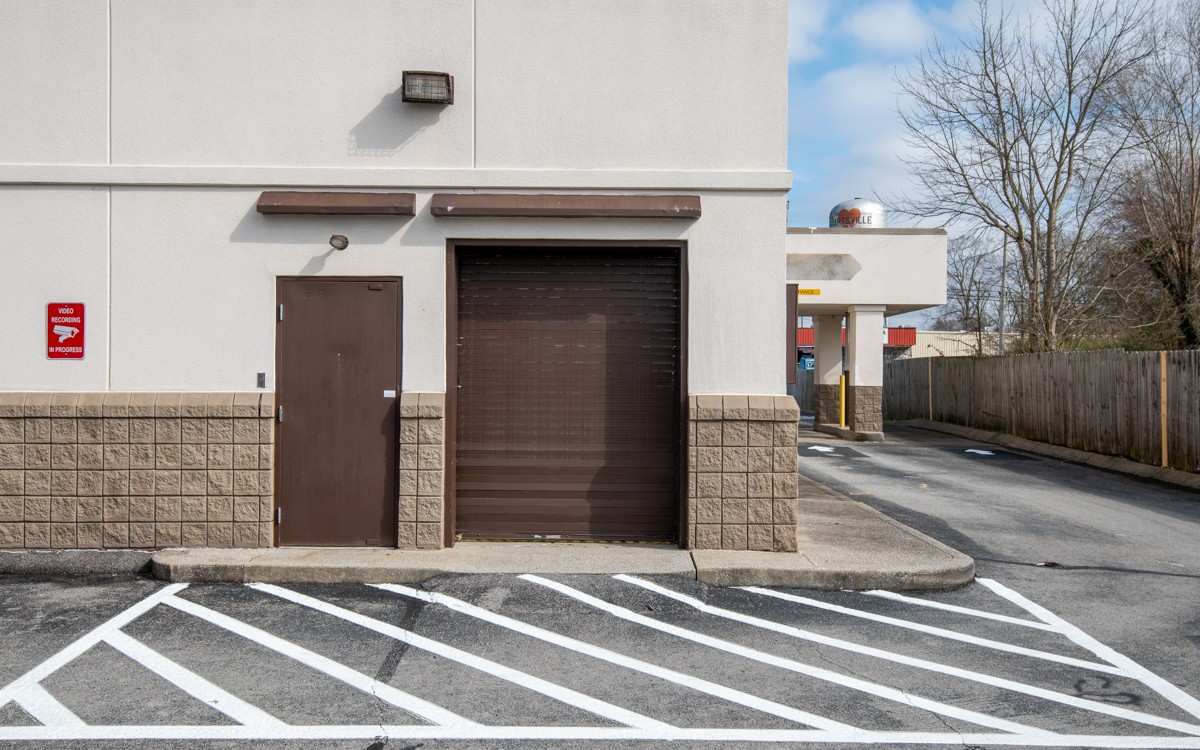210 E Mcmurry Boulevard Hartsville TN 37074