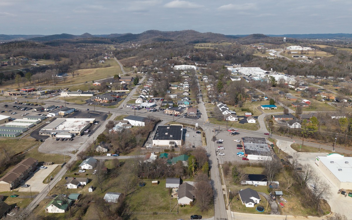 210 E Mcmurry Boulevard Hartsville TN 37074