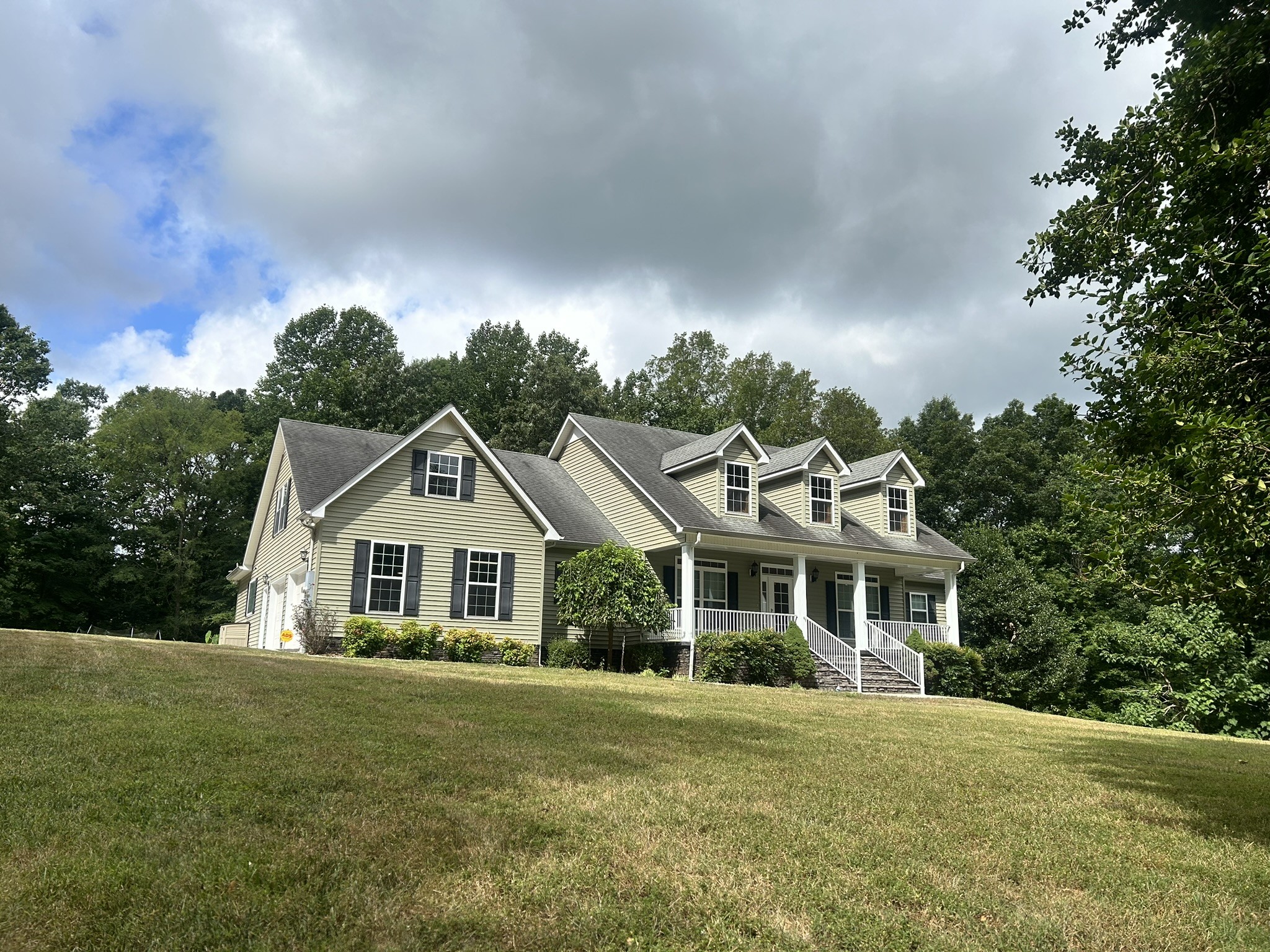 41 Lake Road Lynchburg TN 37352