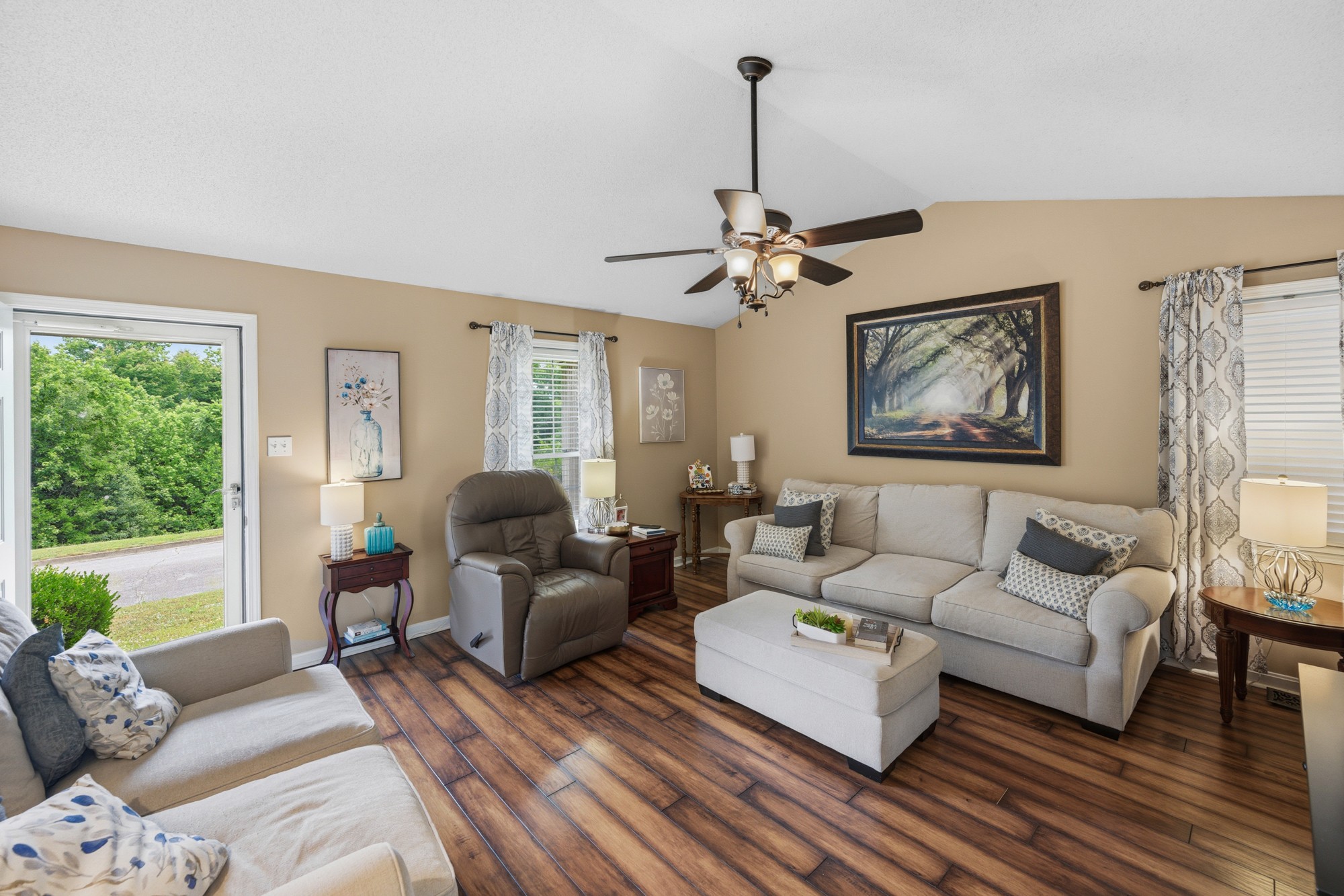 121 New Renfroe Street Lexington TN 38351