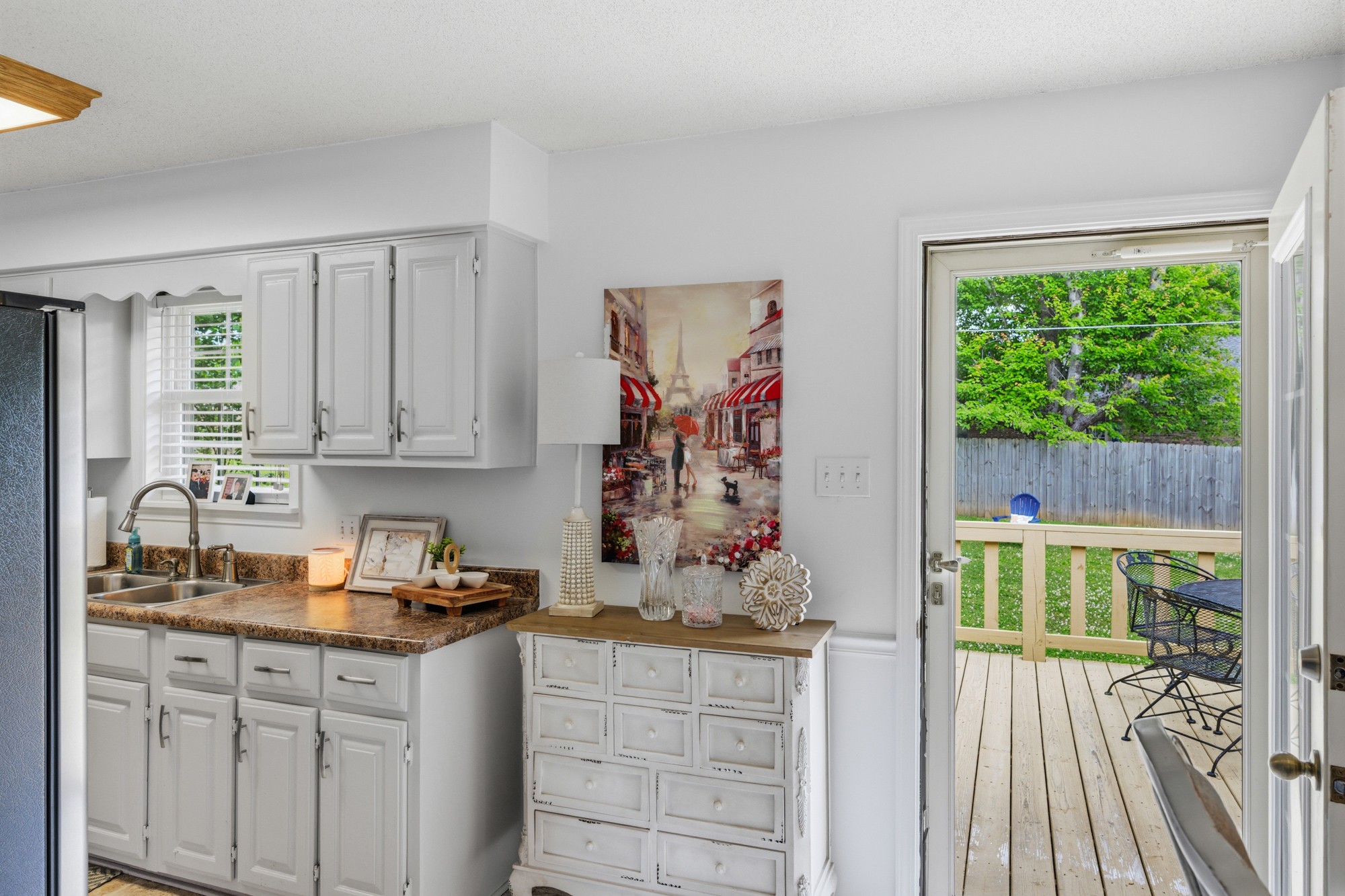 121 New Renfroe Street Lexington TN 38351