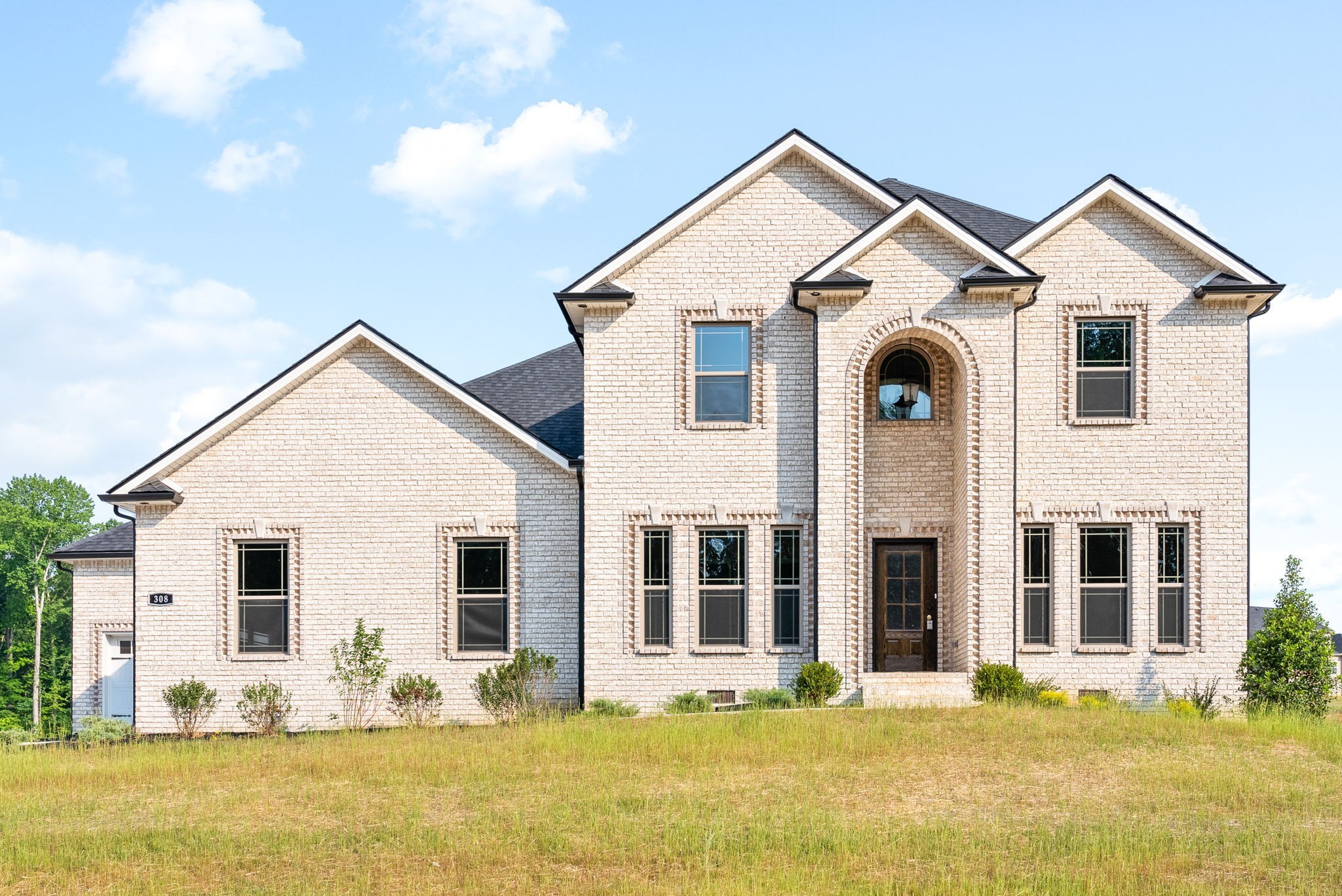 308 Young Lane Pleasant View TN 37146