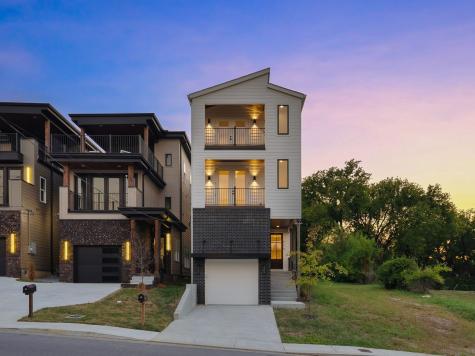 917A 33rd Ave, N Nashville TN 37209