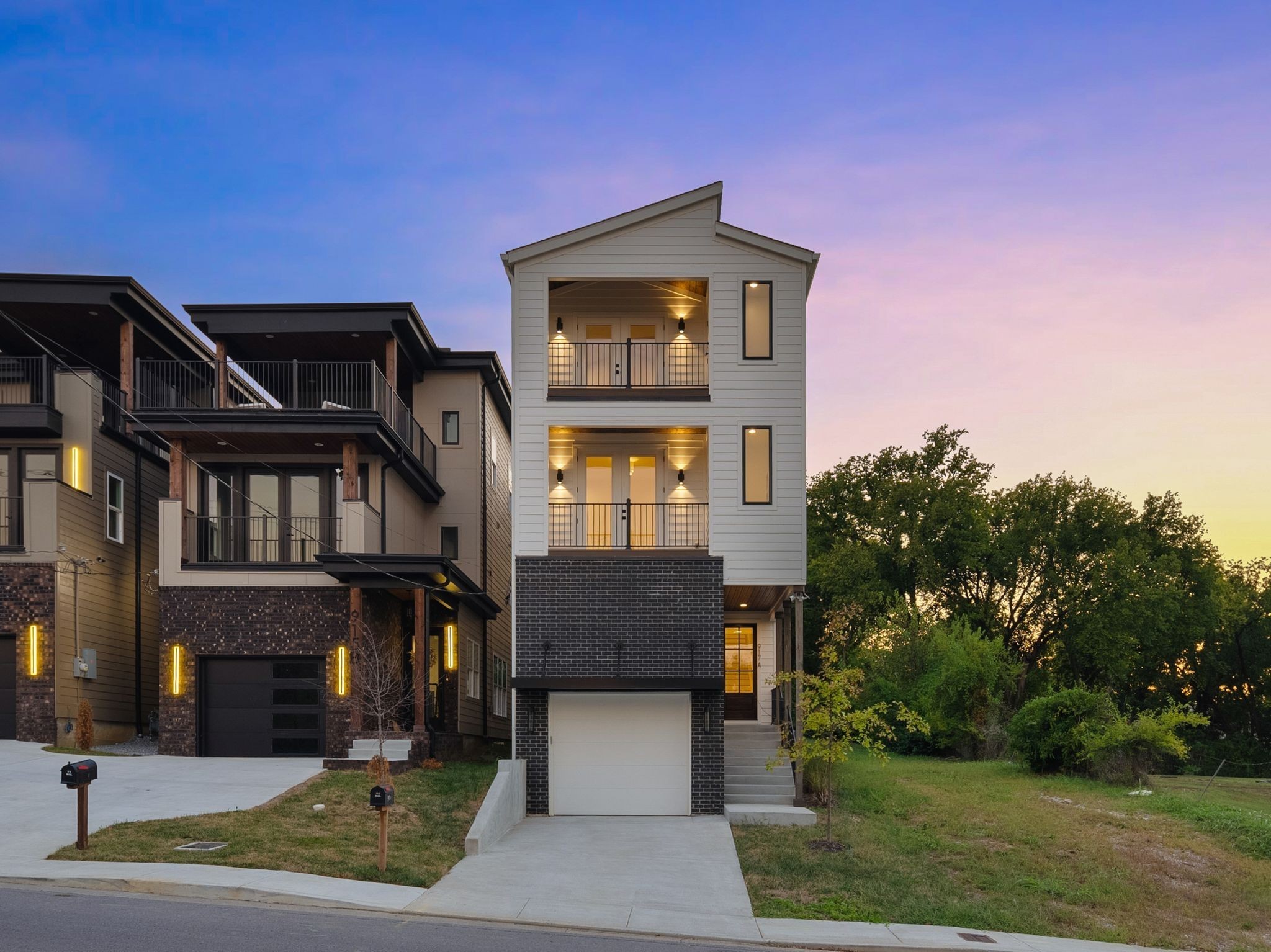 917A 33rd Ave, N Nashville TN 37209