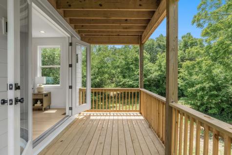 917A 33rd Ave, N Nashville TN 37209