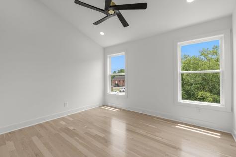 917A 33rd Ave, N Nashville TN 37209