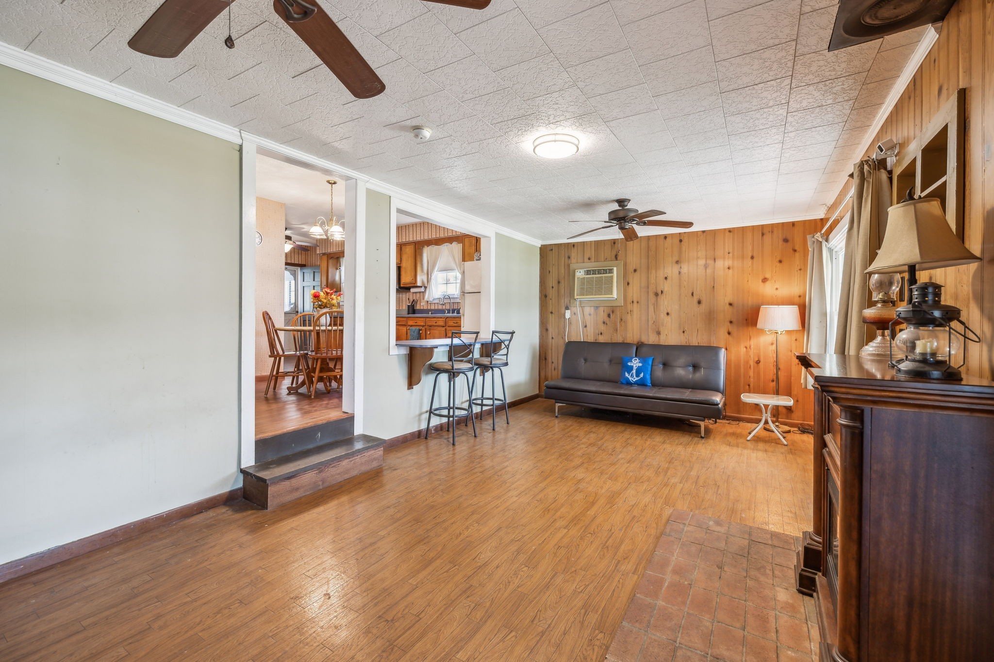 11460 Crooked Creek Road Lobelville TN 37097