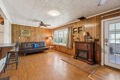11460 Crooked Creek Road Lobelville TN 37097
