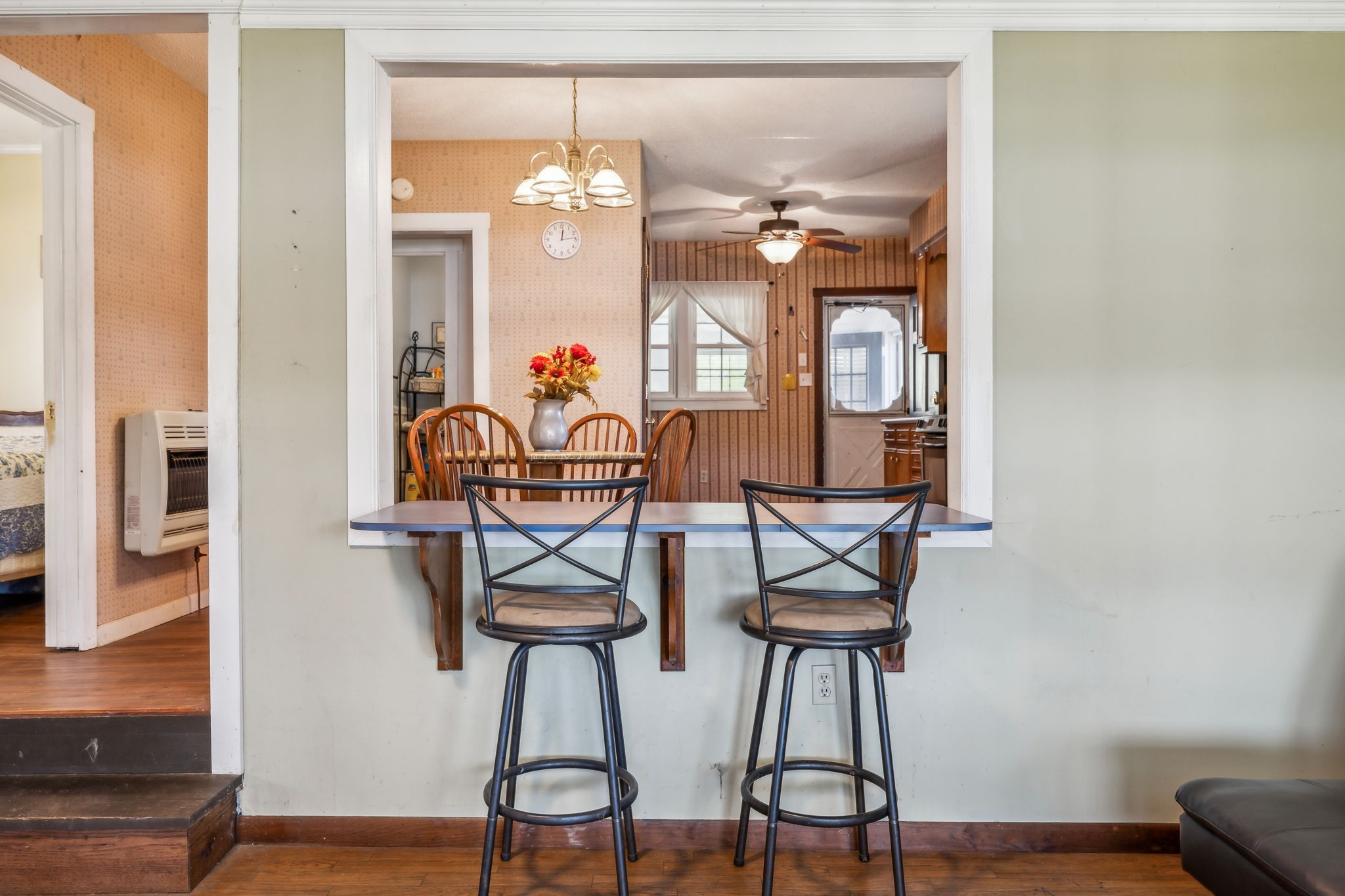 11460 Crooked Creek Road Lobelville TN 37097