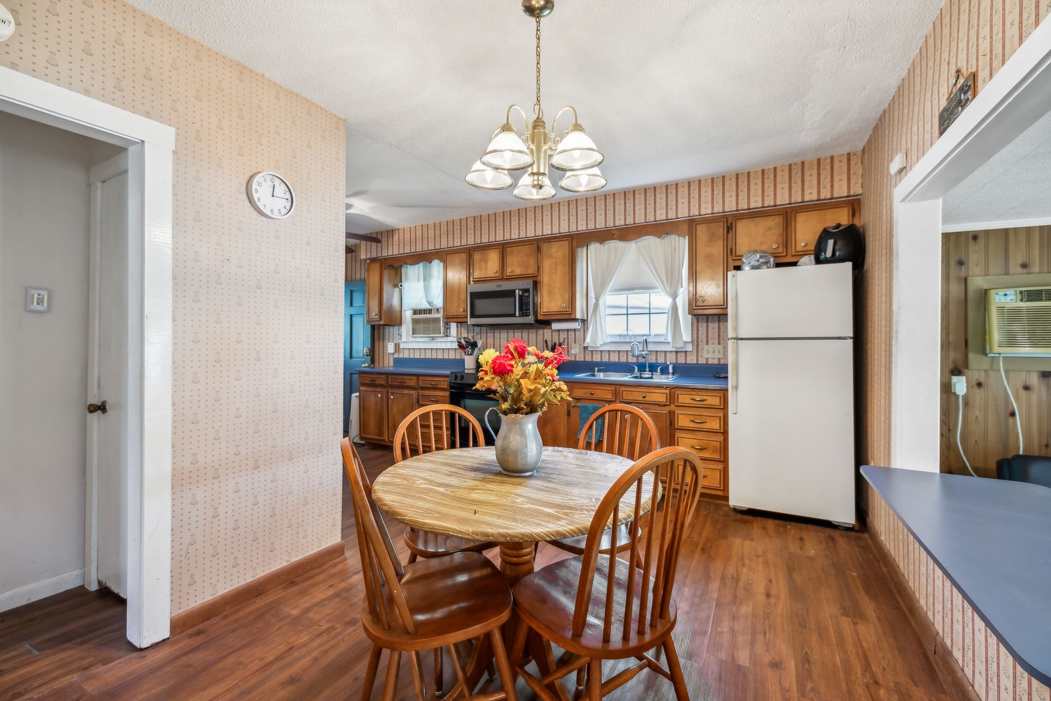 11460 Crooked Creek Road Lobelville TN 37097
