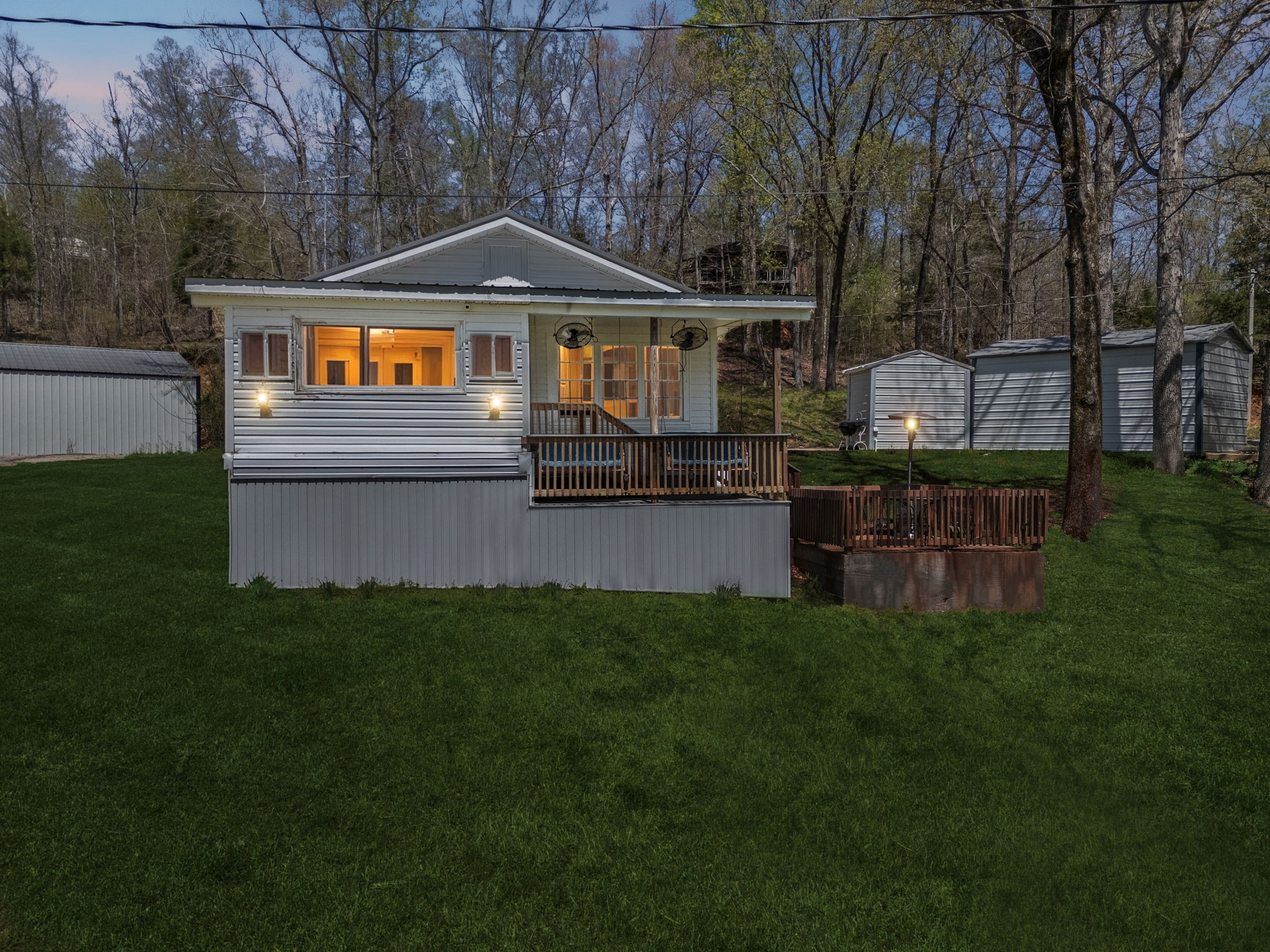 11460 Crooked Creek Road Lobelville TN 37097
