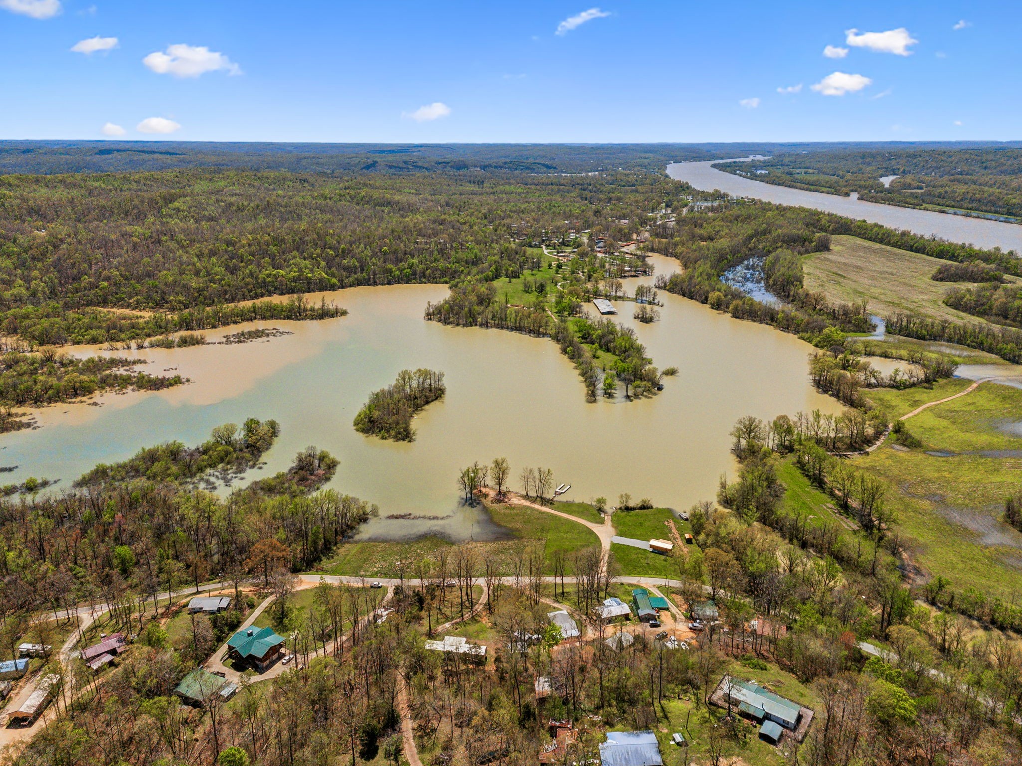 11460 Crooked Creek Road Lobelville TN 37097