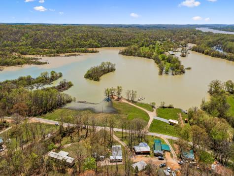 11460 Crooked Creek Road Lobelville TN 37097