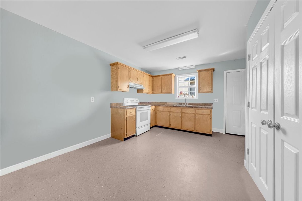34 Sr 399 Palmer TN 37365