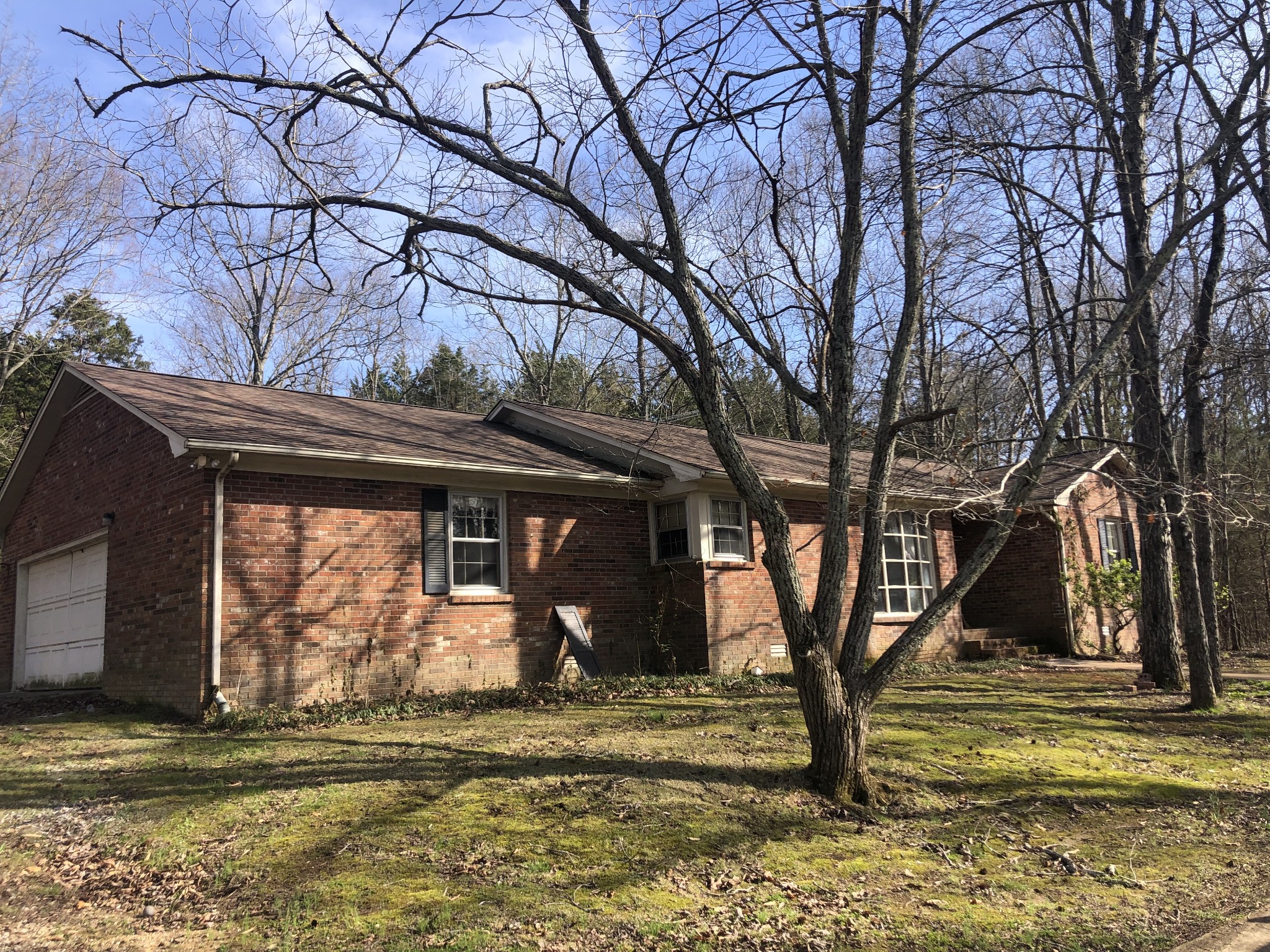 2027 New Columbia Highway Lewisburg TN 37091