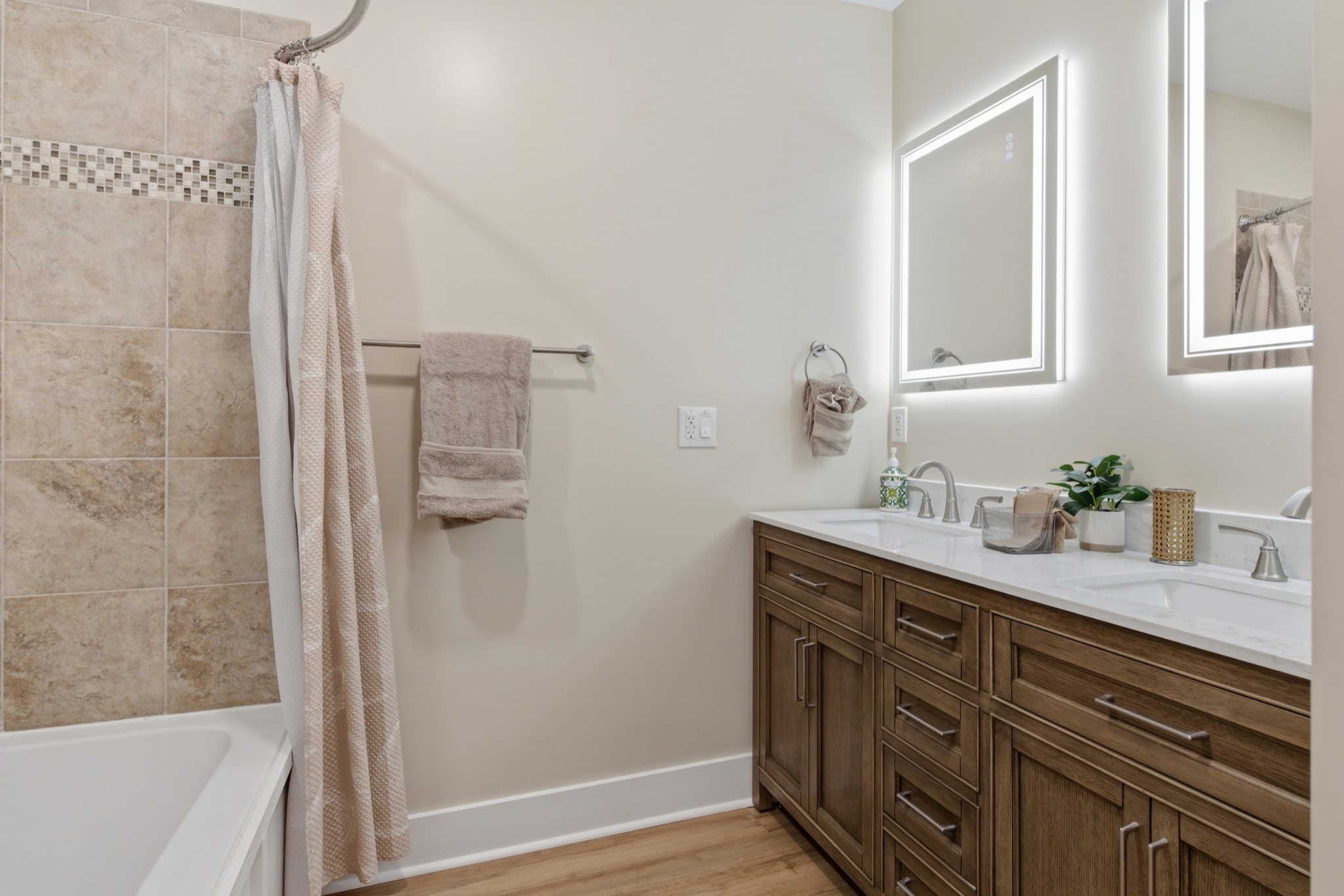 1237 Abiff Road Bon Aqua TN 37025