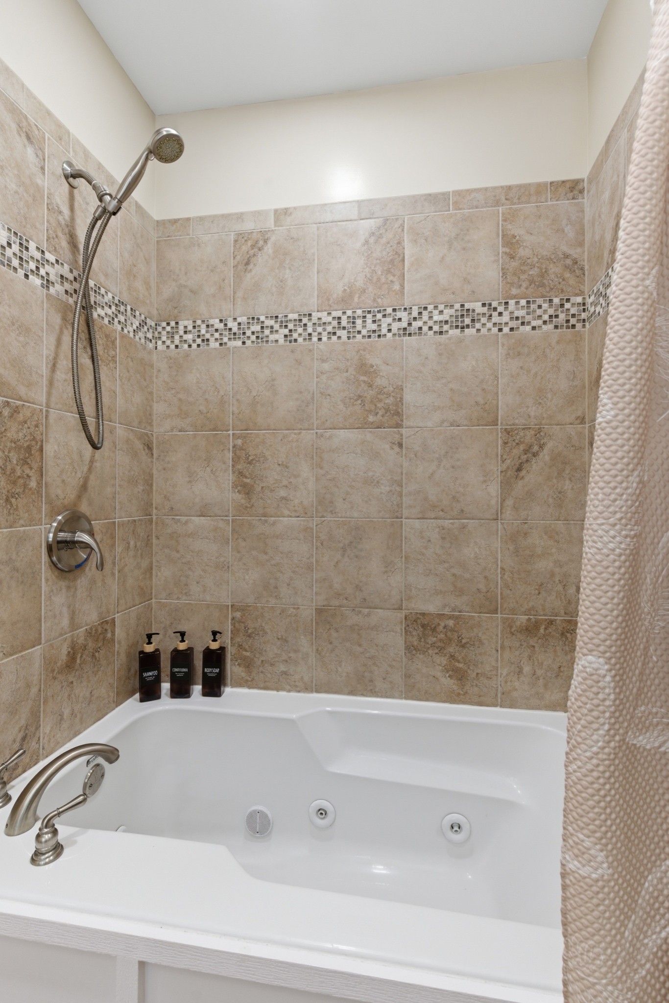 1237 Abiff Road Bon Aqua TN 37025