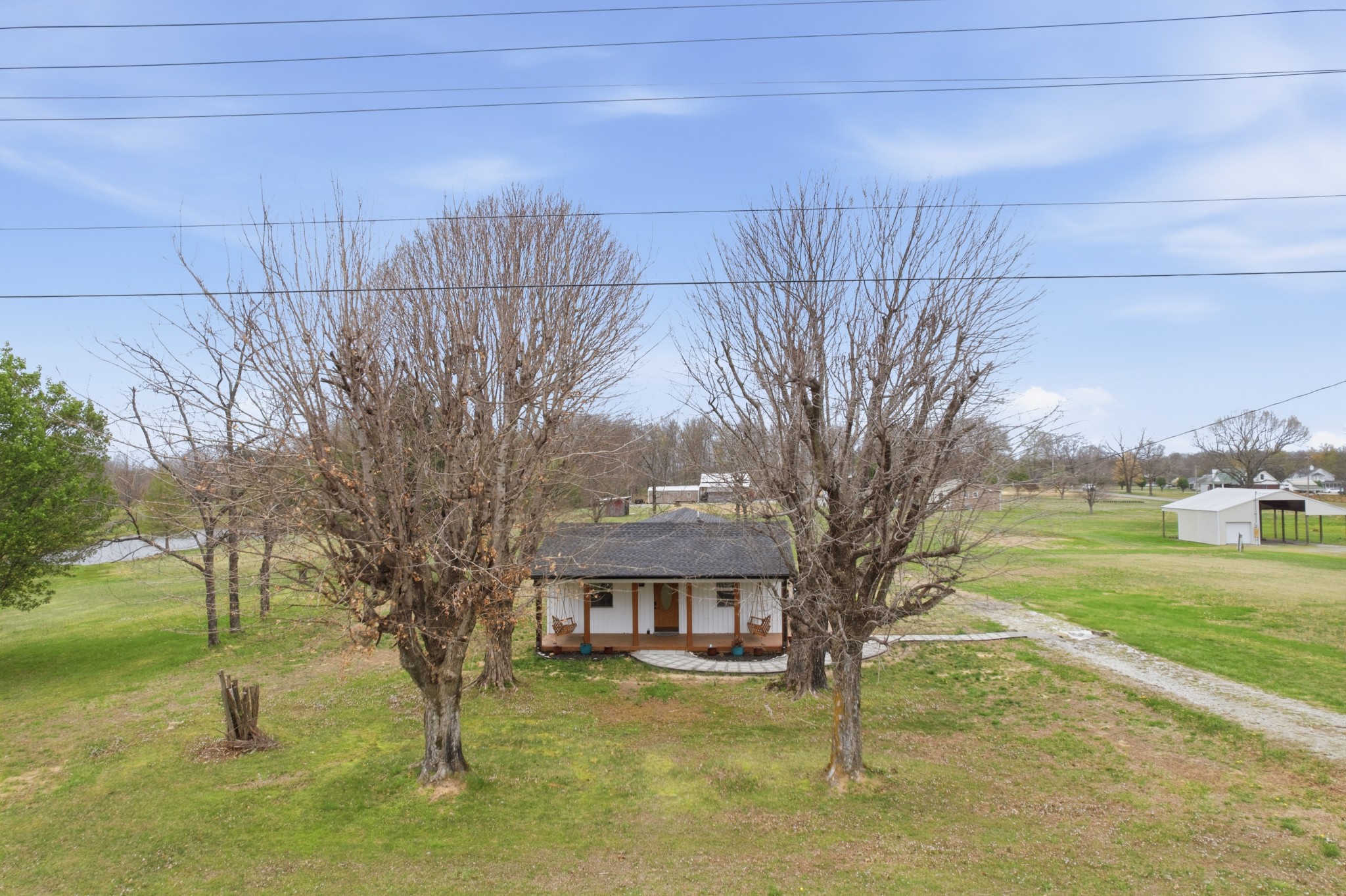 1237 Abiff Road Bon Aqua TN 37025