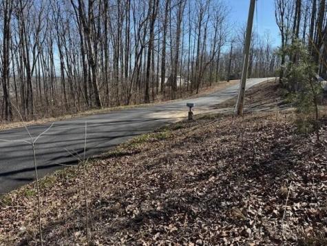 10 Shadowland Drive Graysville TN 37338