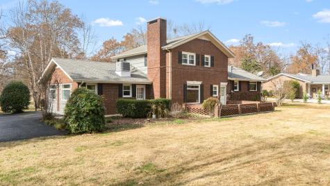 210 Lakewood Drive Tullahoma TN 37388