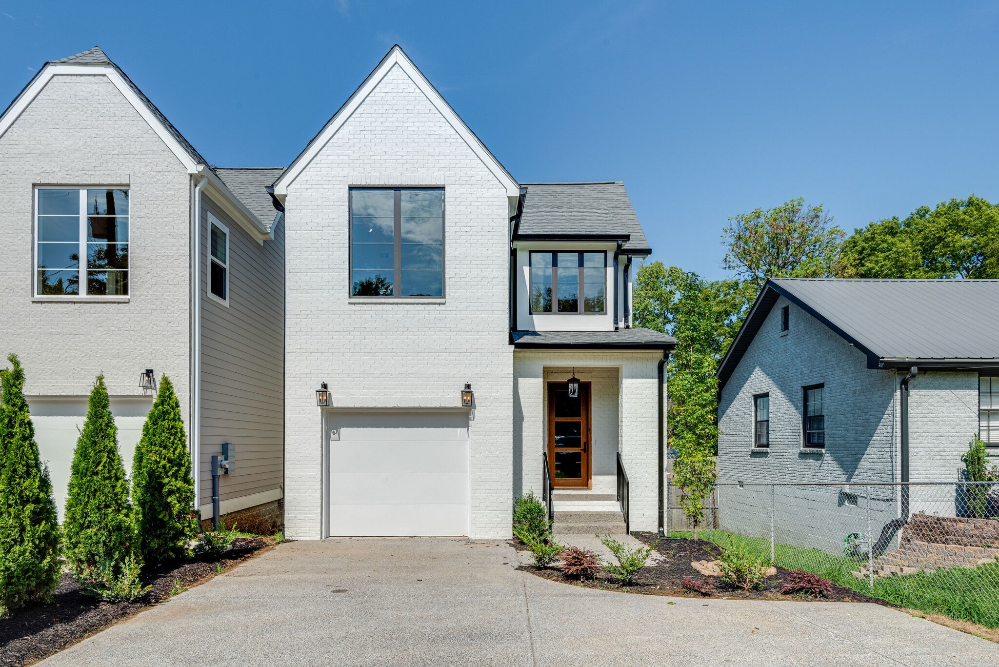 1520b Harwood Nashville TN 37206