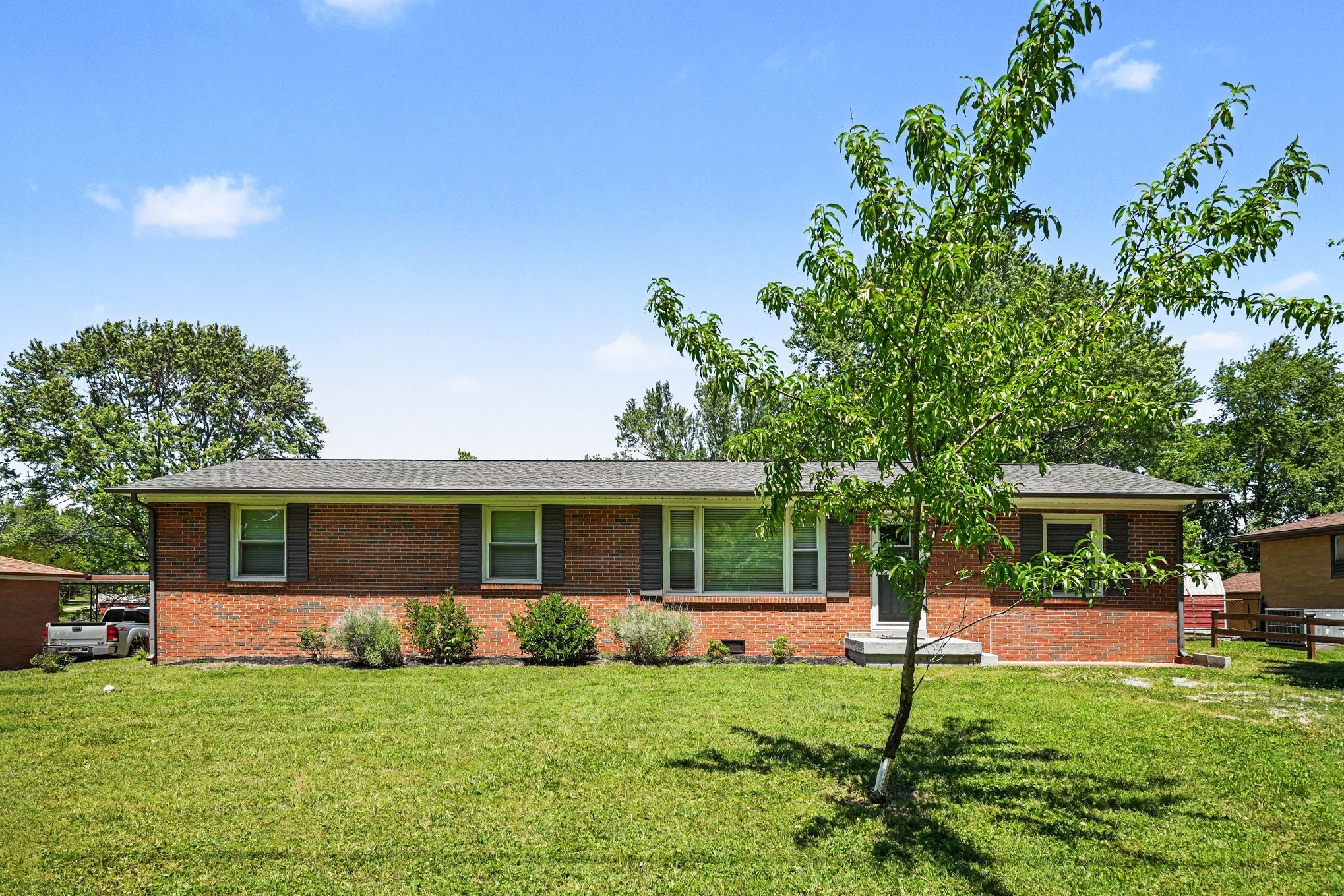 209 Old Trenton Road Clarksville TN 37040