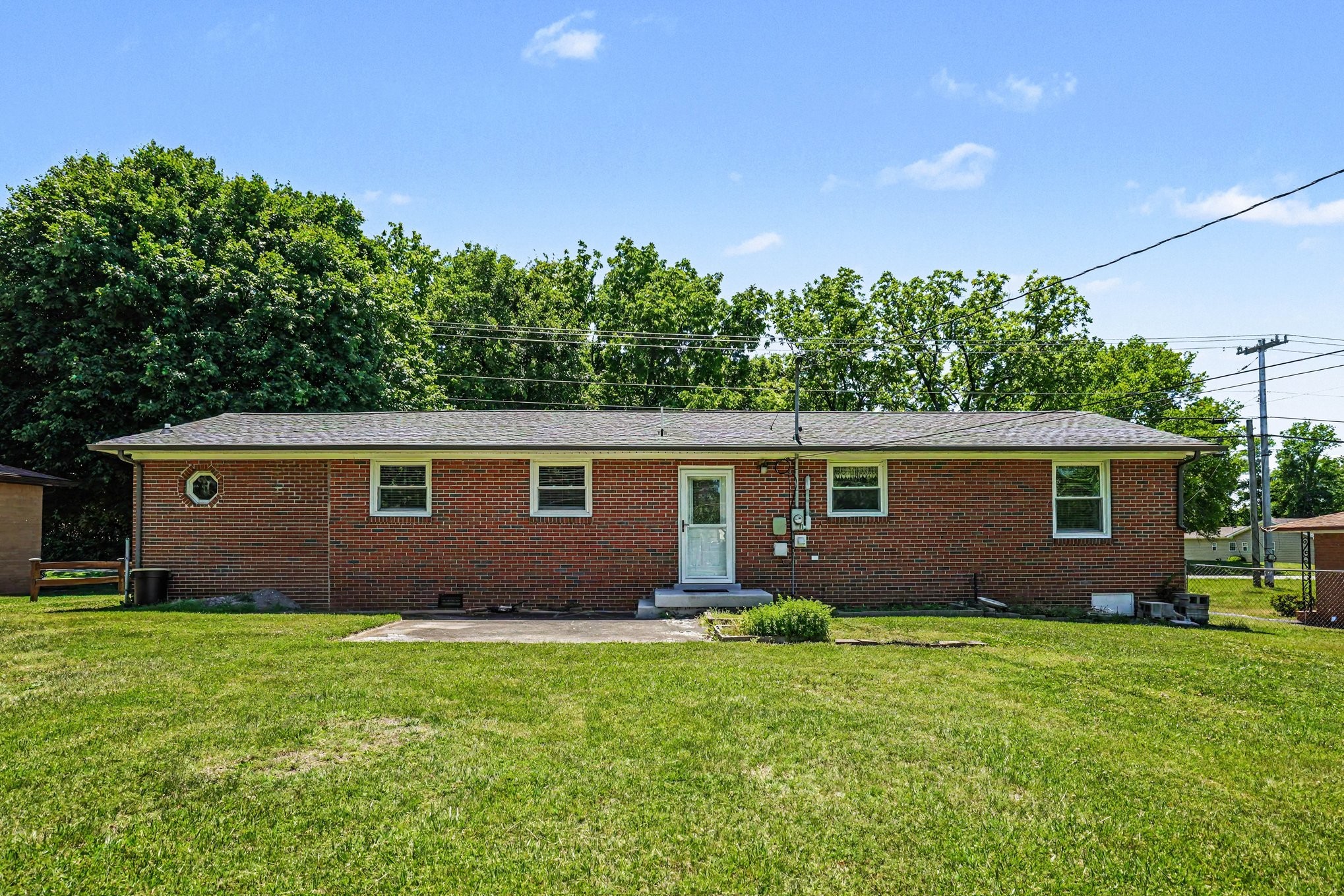 209 Old Trenton Road Clarksville TN 37040