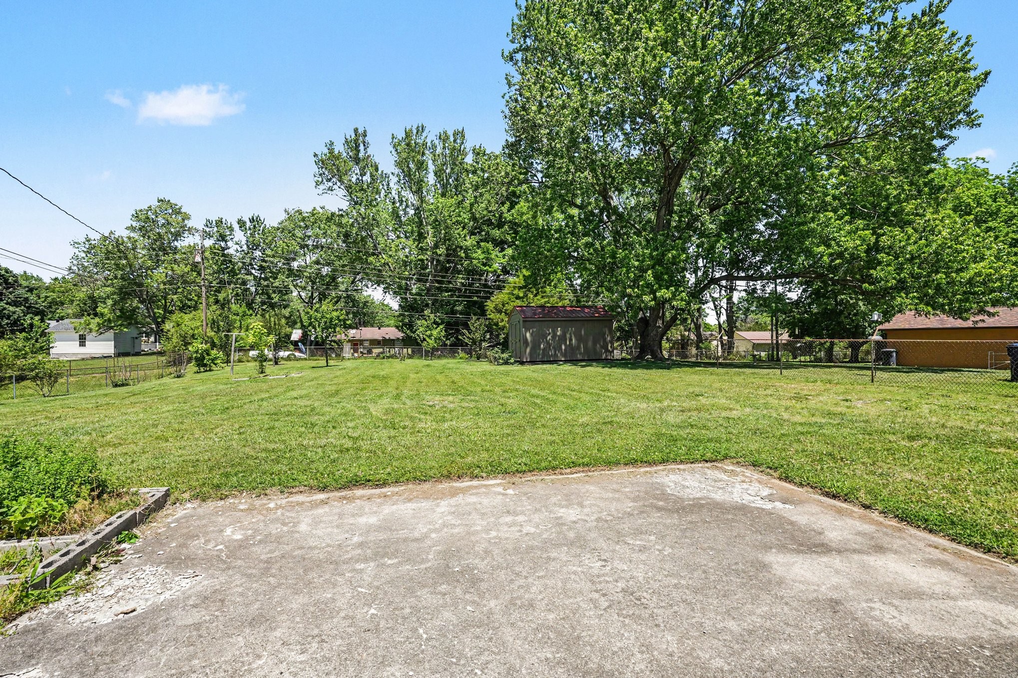 209 Old Trenton Road Clarksville TN 37040