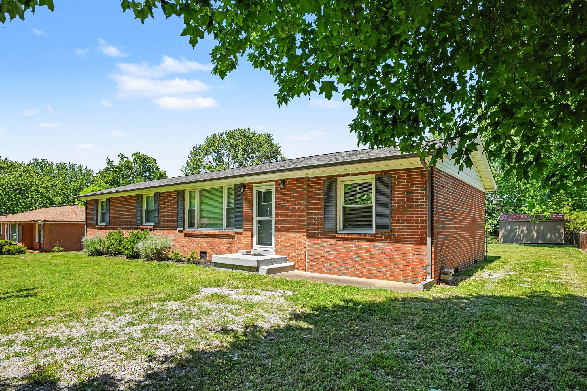 209 Old Trenton Road Clarksville TN 37040