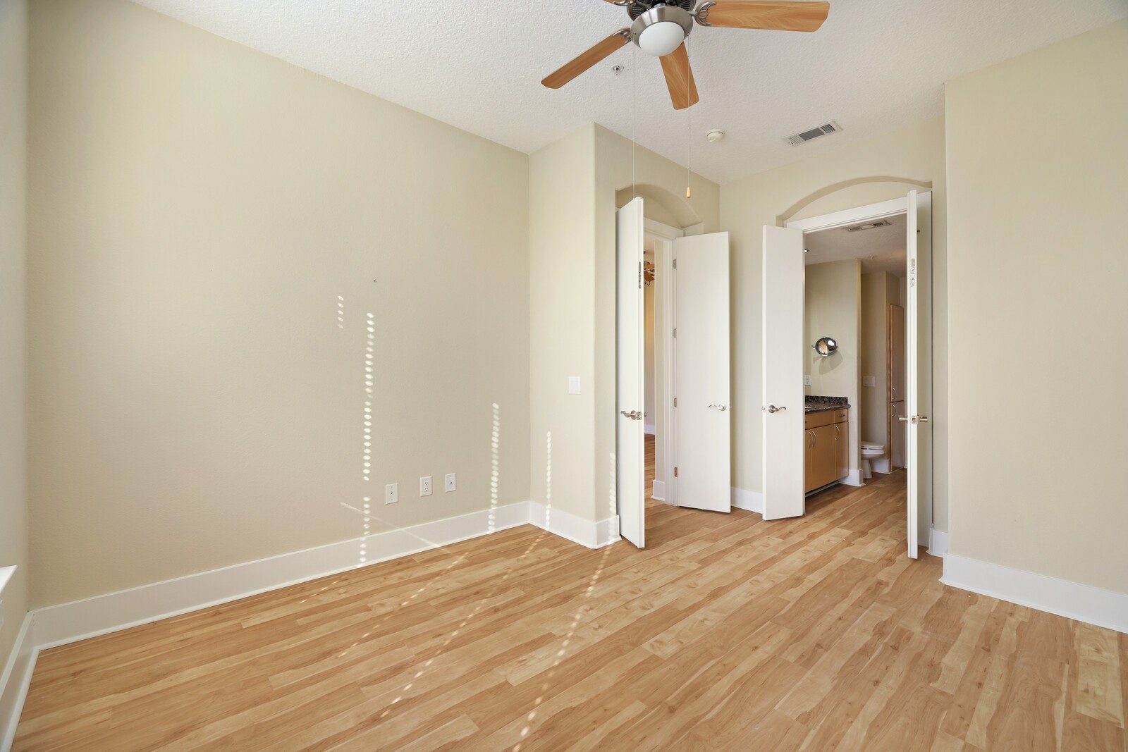 2600 Hillsboro Pike Nashville TN 37212