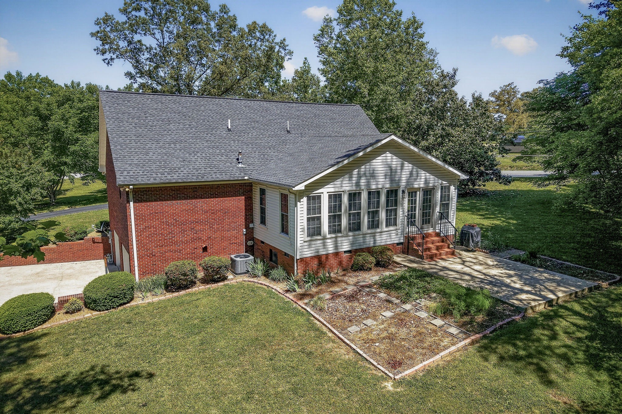 101 Big Rock Road Smithville TN 37166
